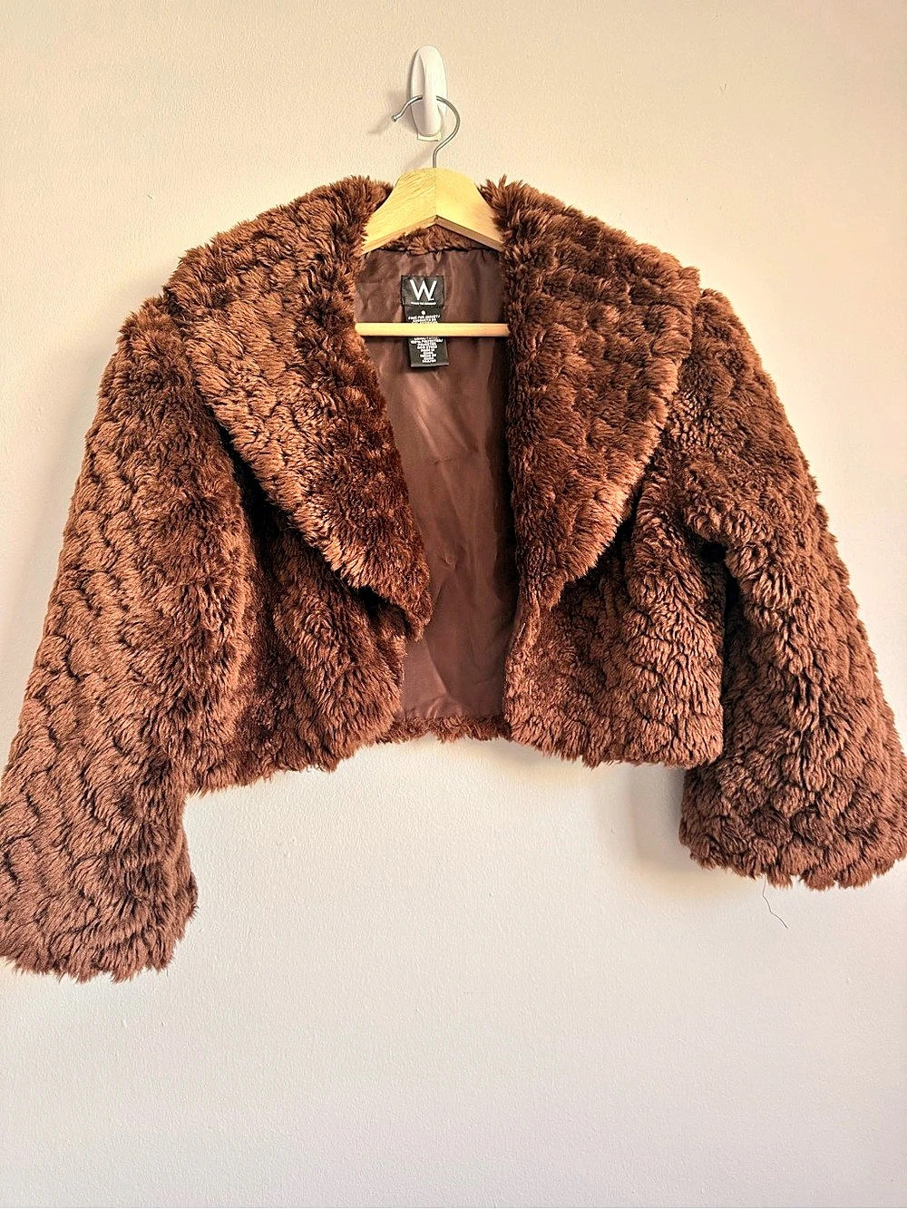 Work to Weekend Cropped Faux Fur Jacket - Size 8 (Fits S/M)